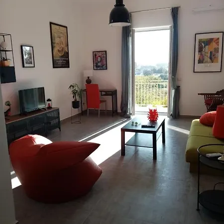 Lo Scorcio Della Neapolis Accogliente Pressi Parco Neapolis