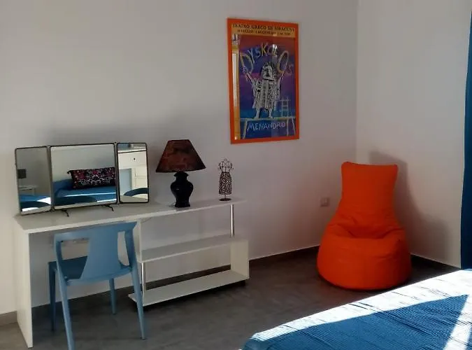 Lo Scorcio Della Neapolis Accogliente Pressi Parco Neapolis