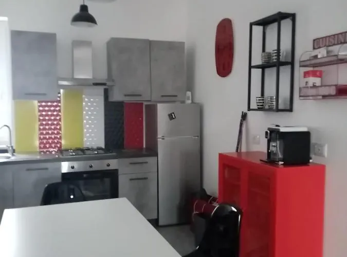 Lo Scorcio Della Neapolis Accogliente Pressi Parco Neapolis