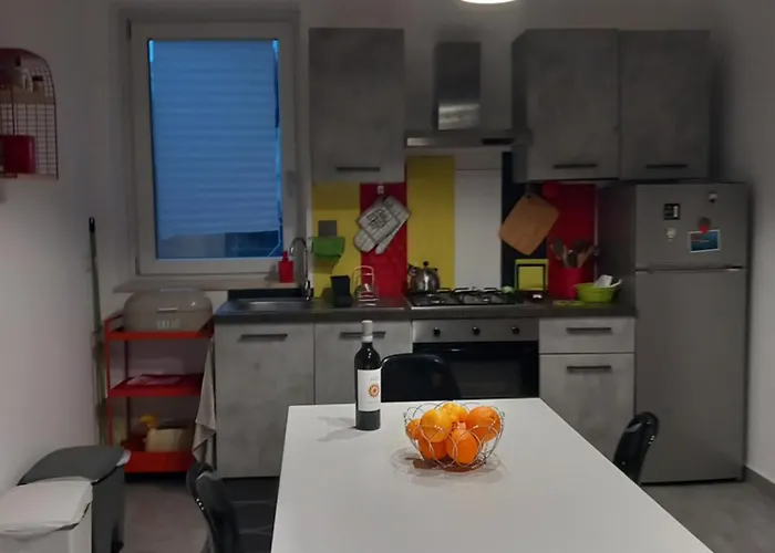 Lo Scorcio Della Neapolis Accogliente Pressi Parco Neapolis