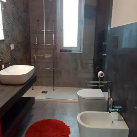 Lo Scorcio Della Neapolis Accogliente Pressi Parco Neapolis * Syrakuzy