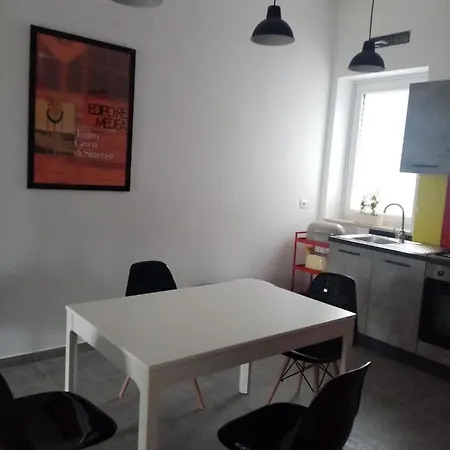 Lo Scorcio Della Neapolis Accogliente Pressi Parco Neapolis Apartament