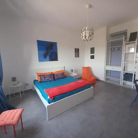 Lo Scorcio Della Neapolis Accogliente Pressi Parco Neapolis Apartament